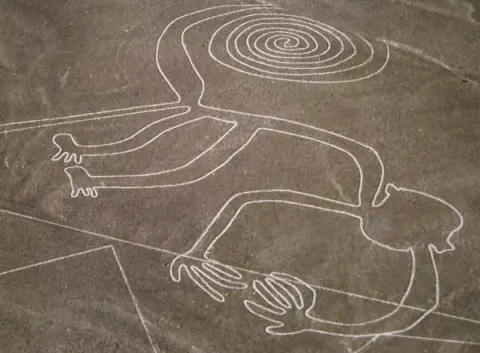 Sorvola Nazca con prelievo da Lima
